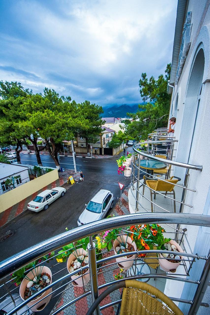 Hotel Imperial Gelendżyk Zewnętrze zdjęcie